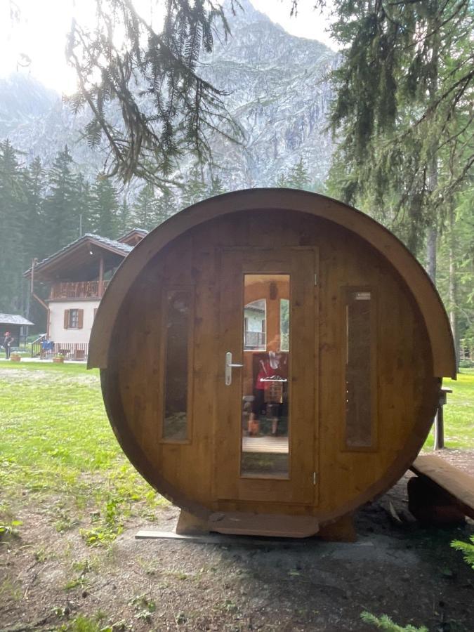 Wildhomes Wild Wolf Lodge Courmayeur Buitenkant foto