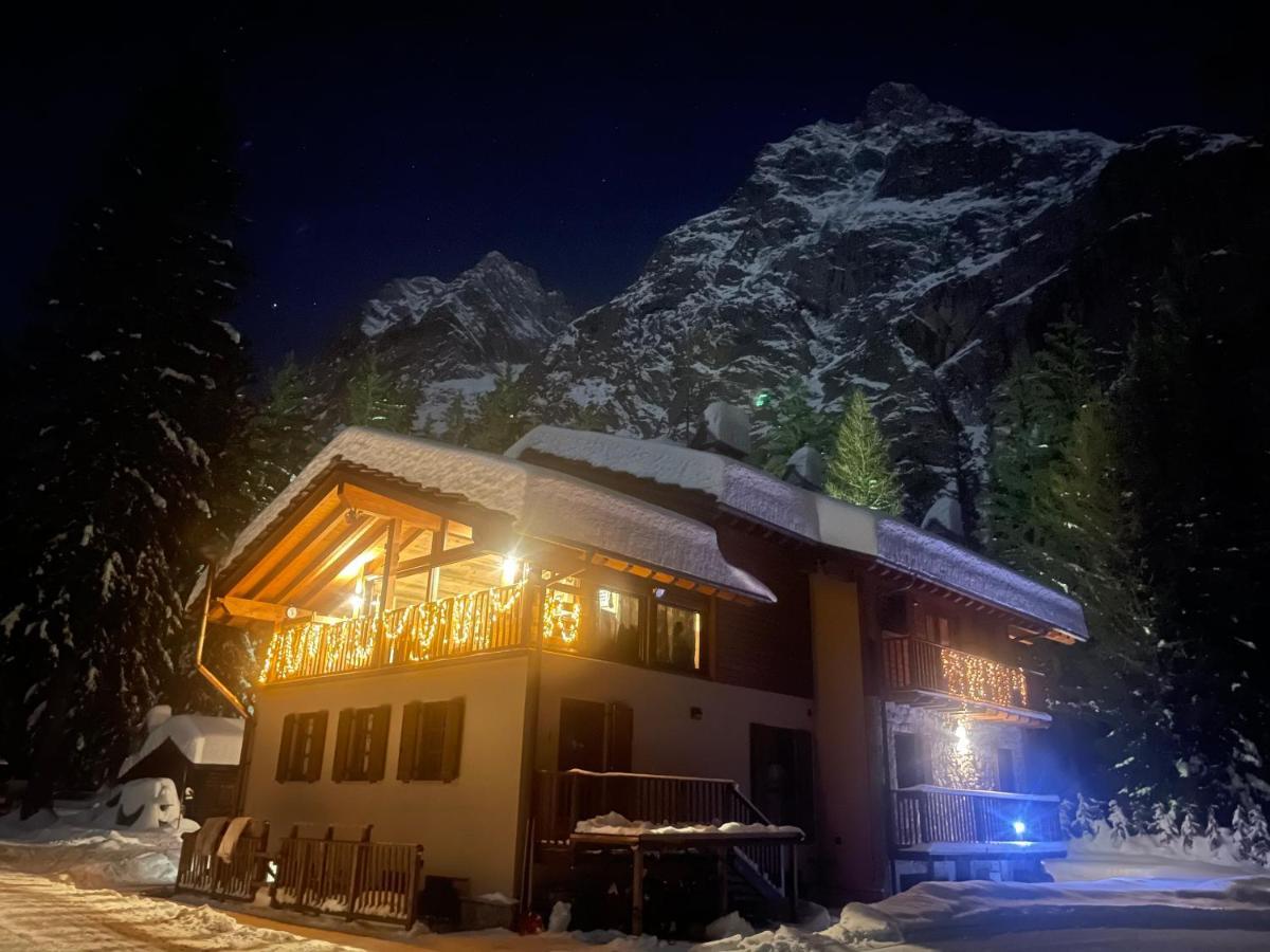 Wildhomes Wild Wolf Lodge Courmayeur Buitenkant foto